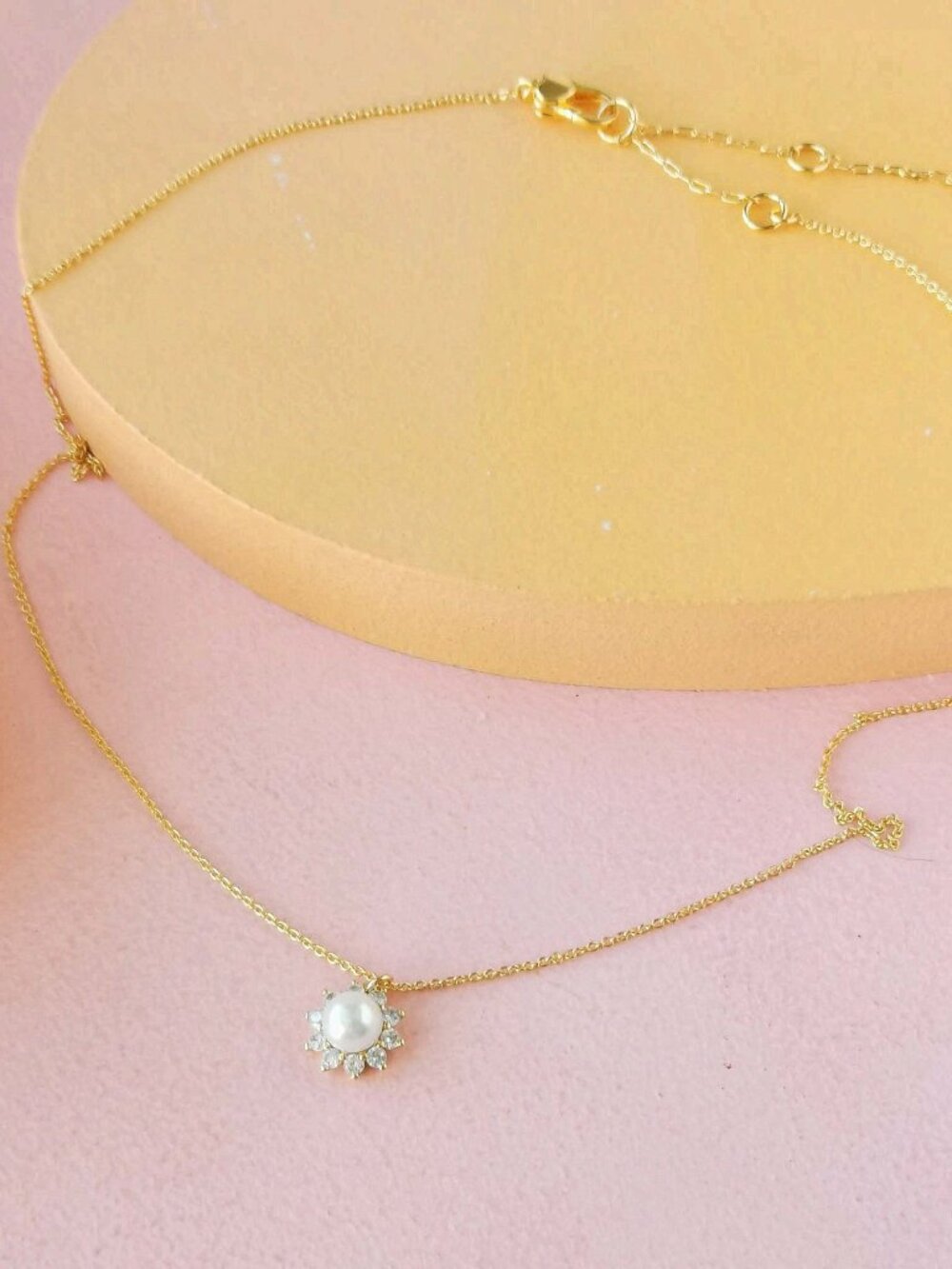 Kate Spade - Sunny Halo Pearl Gold Necklace - NEW - Picture 2 of 3
